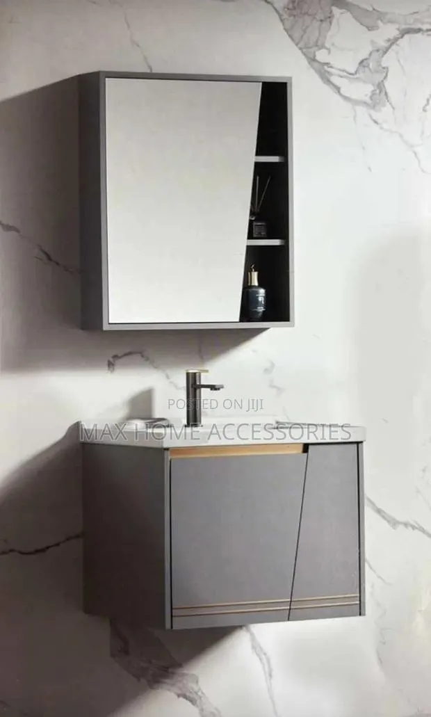 Nice Cabinet Basin · Photo 1