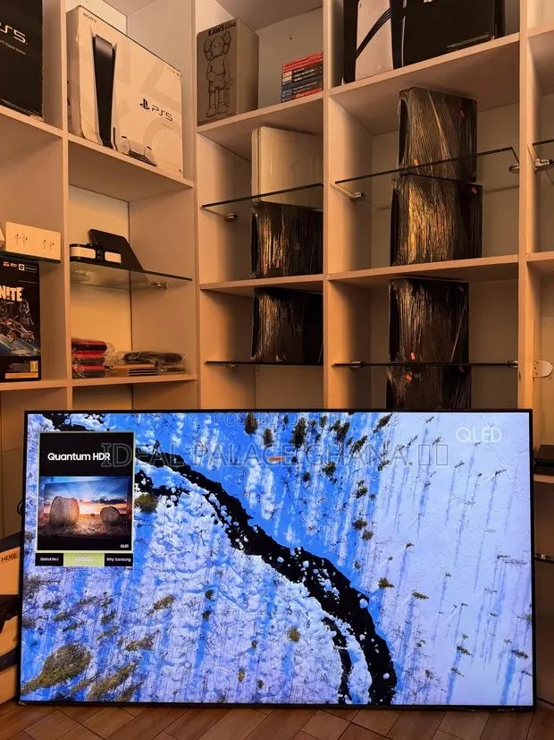 2025 Samsung Qled · Photo 1