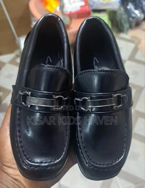 Boys Classy Shoe Size 29 ( Closed Size) · Photo 2