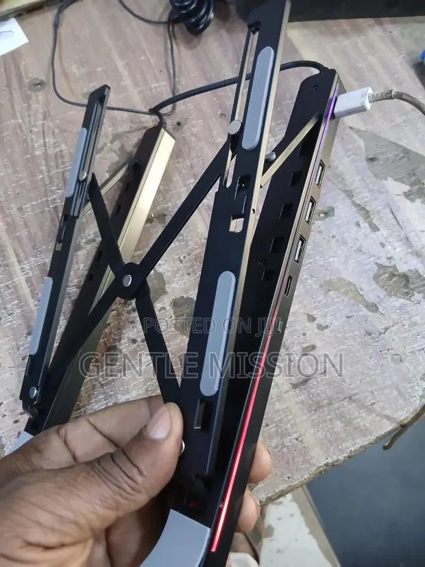 Multi =function Laptop Stand · Photo 1