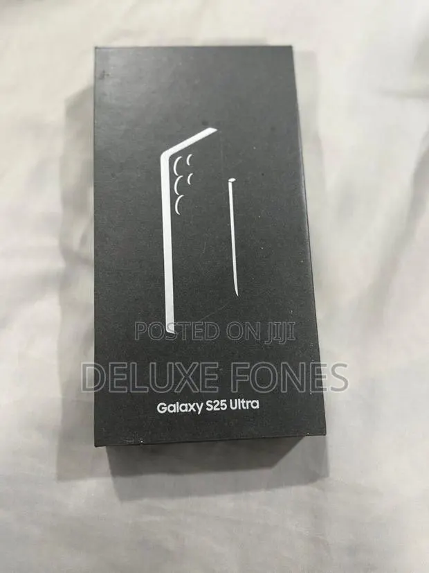 New Samsung Galaxy S25 Ultra 1 TB Black · Photo 1
