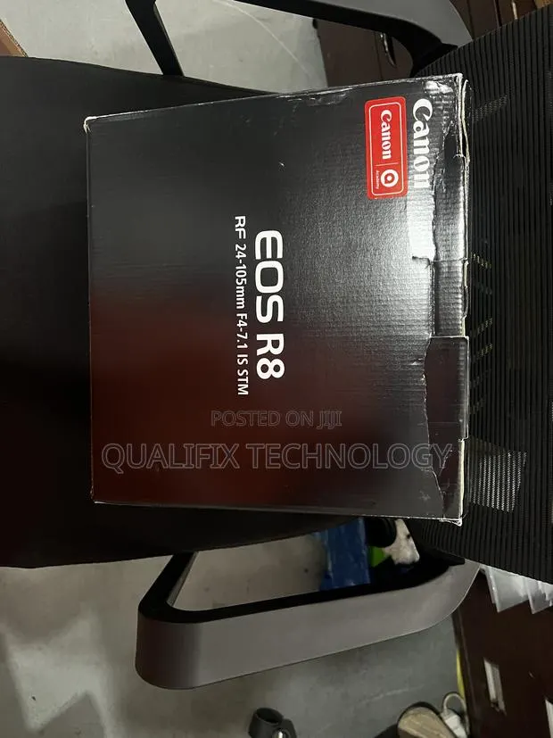 Canon Camera · Photo 1