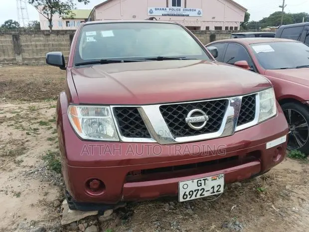 Nissan Pathfinder 2008 Red · Photo 1