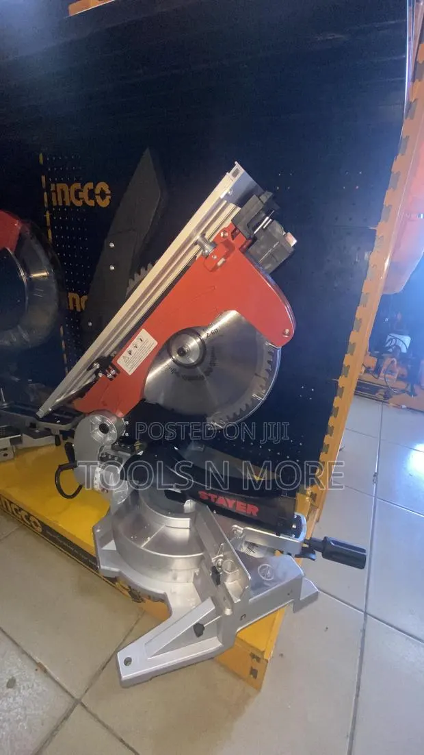 Stayer Combined Mitre Saw and Table Saw · Photo 1