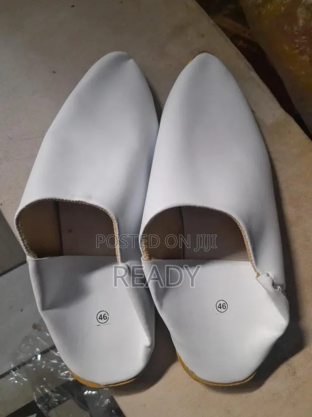 Leather Halfshoes · Photo 1