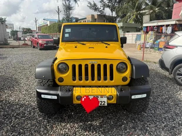 Jeep Wrangler Sport 2012 Yellow · Photo 1