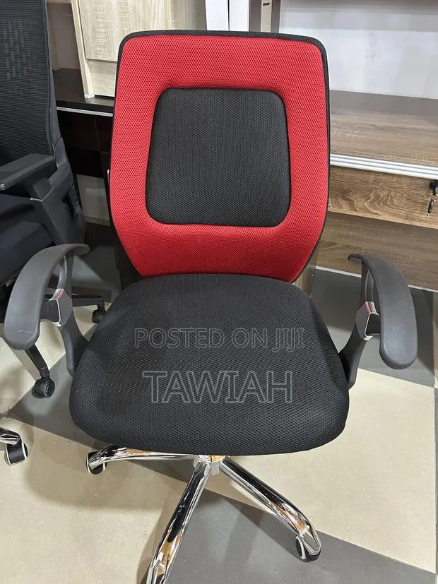 Office Chairs · Photo 1