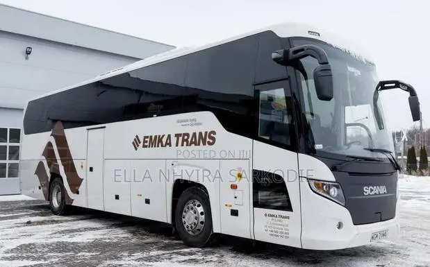 50seater Executive Bus / Washroom for Trips Hiring · Photo 1
