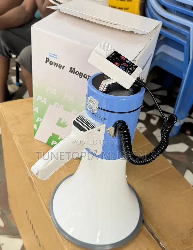 High Quality Bluetooth Megaphone With Usb · Photo 1