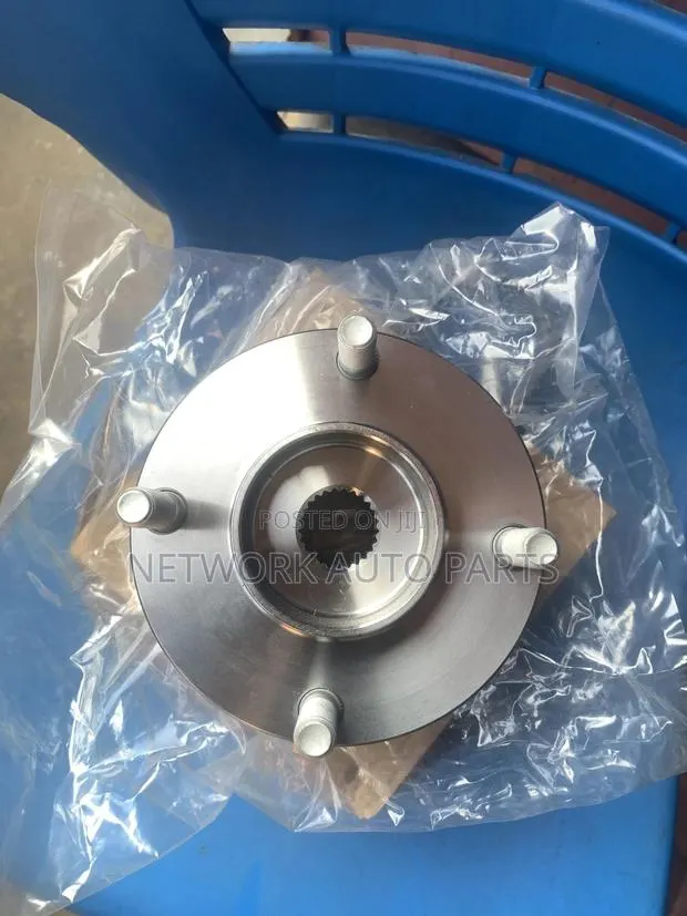 Nissan Versa 2008 to 2018 Front Hub · Photo 1