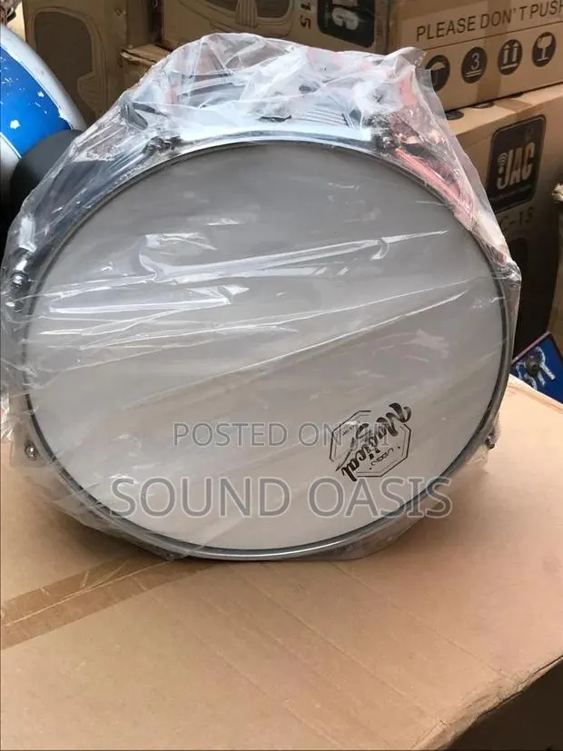Magical Silver Snare Drum · Photo 1