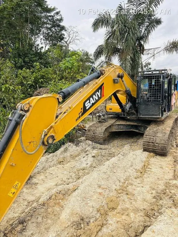 Ghana Used Sany Excavator China · Photo 1