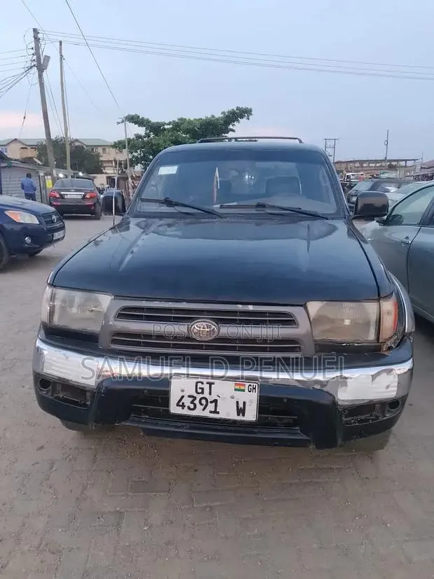 Toyota 4-Runner 2006 Black · Photo 1