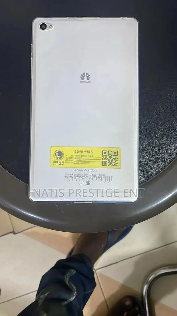 Huawei MatePad 5G 64 GB Silver · Photo 1
