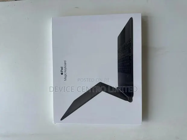 Apple Magic Keyboard 12.9 · Photo 1