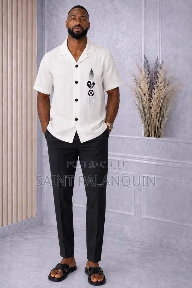 This Is a Stylish Two-Piece Men's Outfit · Photo 1
