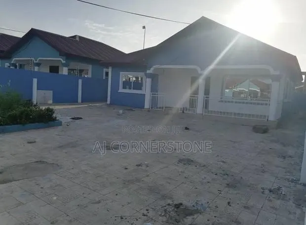 3bdrm House in Amasaman for rent