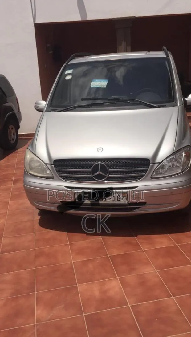Mercedes-Benz Vaneo 2008 Silver · Photo 1