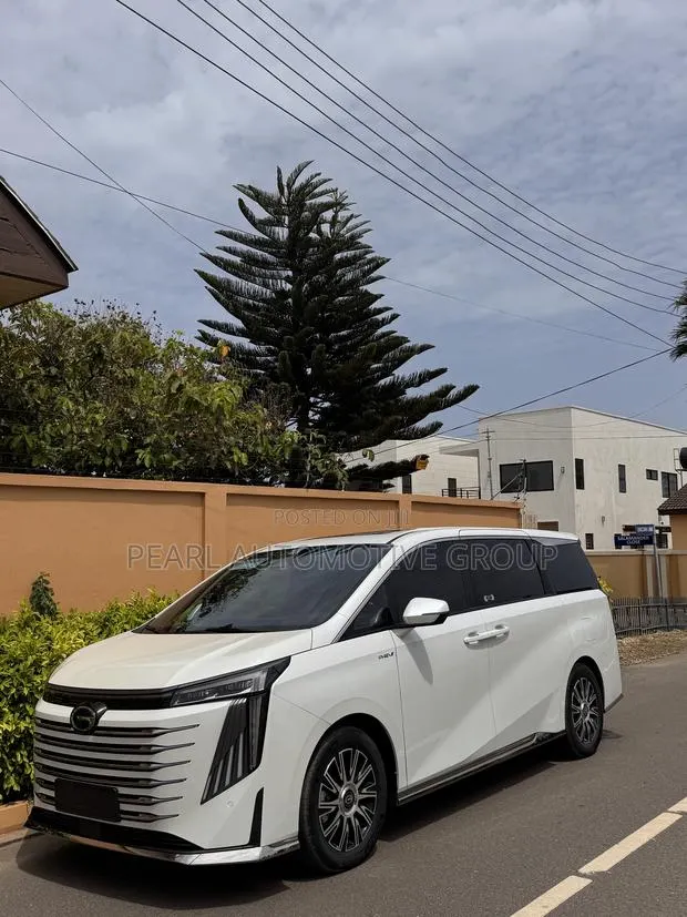 GAC GS8 2023 White · Photo 1