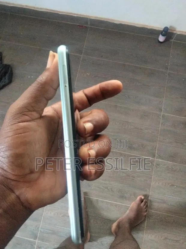Samsung Galaxy A22 5G 128 GB Green · Photo 1