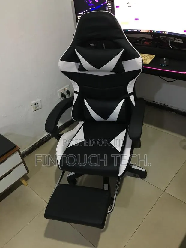 Gaming Chair With Recline Function and Leg Rest · Photo 1