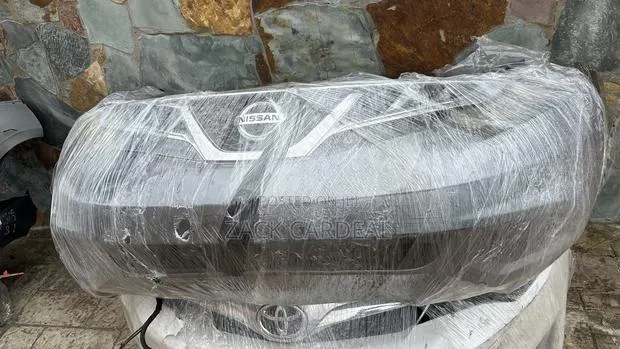 Nissan Murano 2008-2010 Front Cut Available · Photo 1