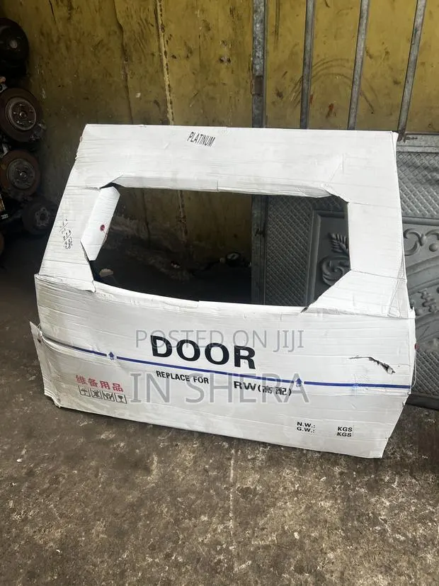 Honda CRV 2017-2018-2019-2020-2021-2022 Boot Brand New in Box · Photo 1