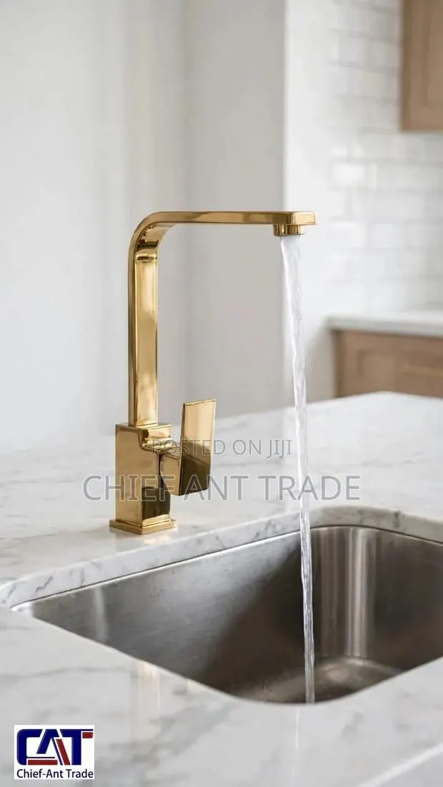 Kitchen Faucet Tap Hot and Cold. 360° Turn · Photo 1