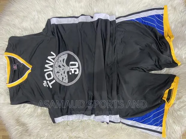 Original Set of Basketball Jerseys at Cool Price · Photo 1