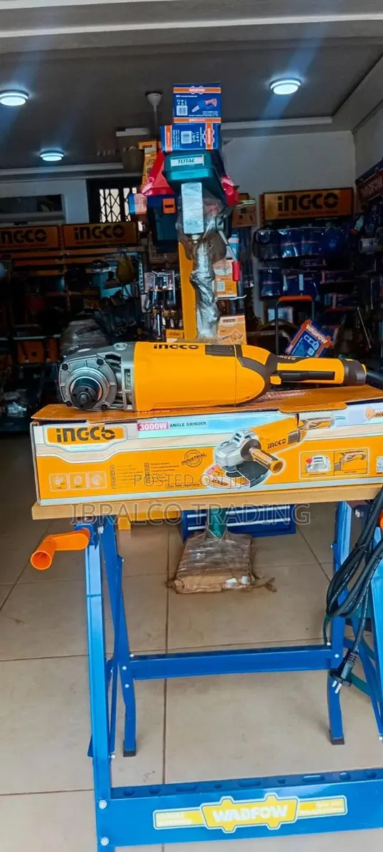Ingco Angle Grinder 3000w · Photo 1