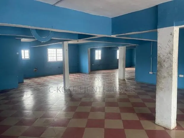 300 SQM WAREHOUSE/ SHOWROOM @ NORTH KANESHIE Industrial Area for Rent · Photo 1