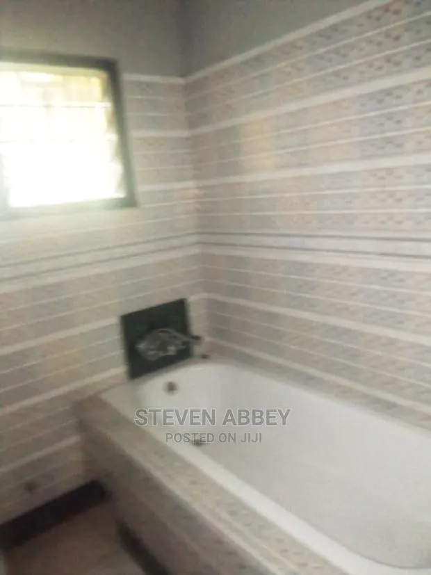 2bdrm Apartment in Adom Agency, Teshie for Rent · Photo 1