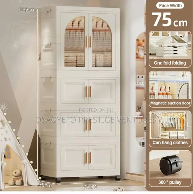 Kid Quality Wardrobe · Photo 1