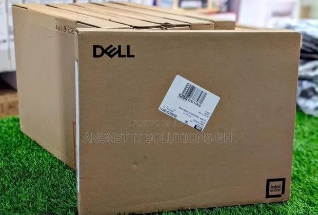 New Laptop Dell Inspiron 15 32GB Intel Core i7 SSD 1T · Photo 1