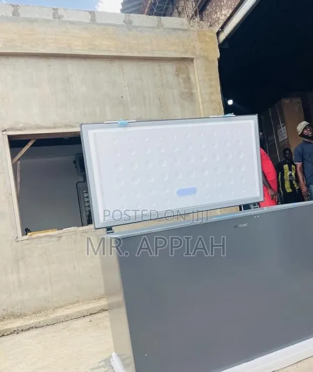 Choose Durable Samsung 1 Door Electric Chest Freezer(Gray)371liters · Photo 1