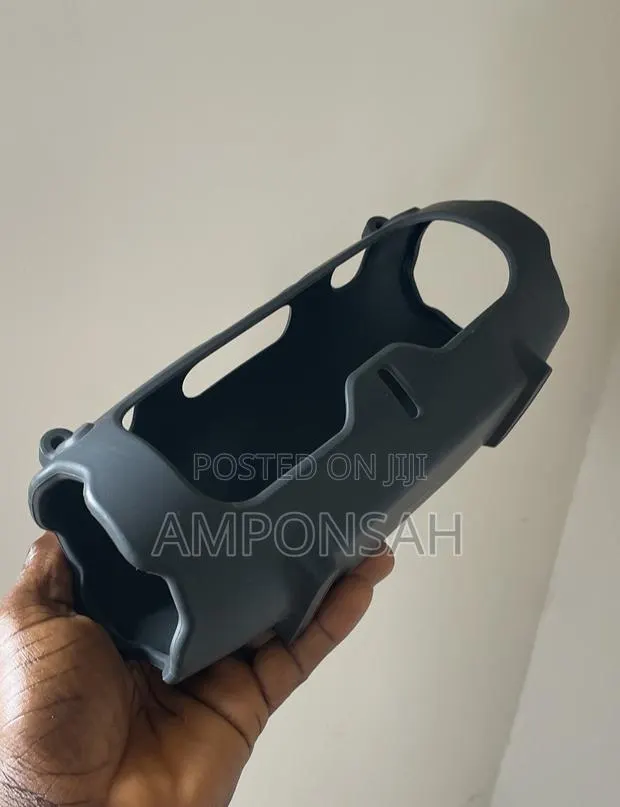 JBL Charge 6 Silicone Case · Photo 1