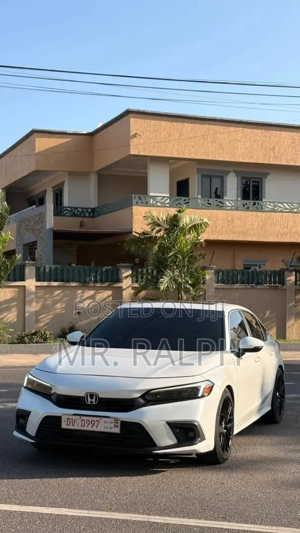 Honda Civic Touring 2022 White · Photo 1