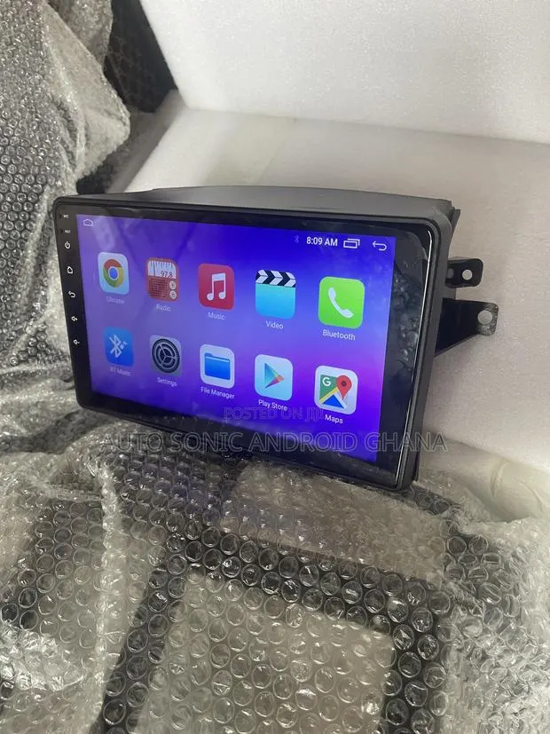 Toyota Sienna 2005 Android Infotainment Upgrade · Photo 1
