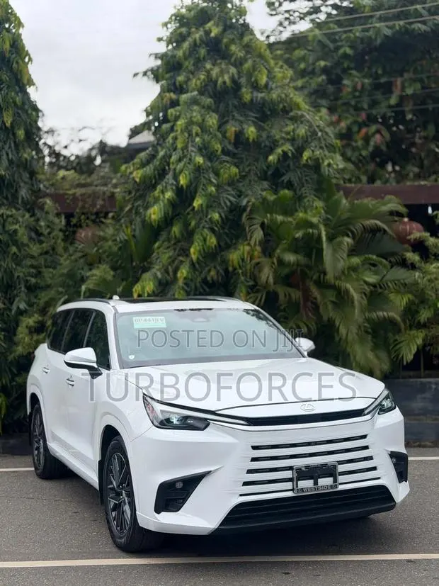 Lexus TX 2025 White · Photo 1