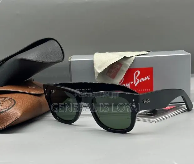 Ray-Ban Mega Wayfarer Sunglasses · Photo 1