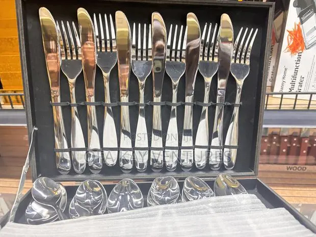 Exclusive Cutlery Sets Gold and Silver · Photo 1