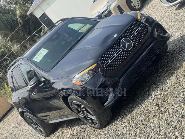 New Mercedes-Benz GLE-Class 2025 Black · Photo 1