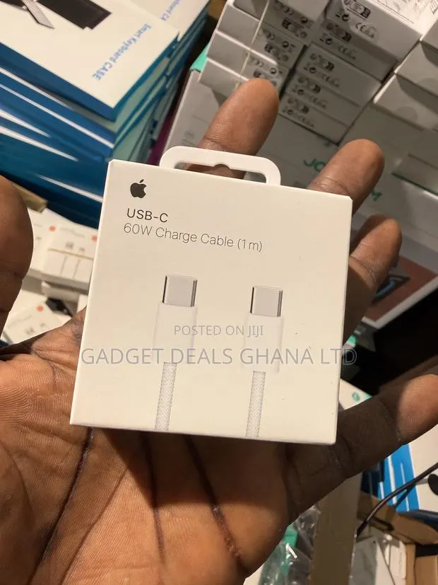 Apple C to C Cable · Photo 1