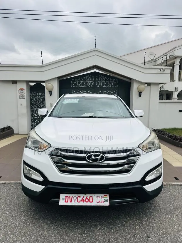 Hyundai Santa Fe 2016 White · Photo 1