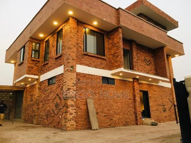 I Am Professional Bricklayer Based In Ghana · Photo 1