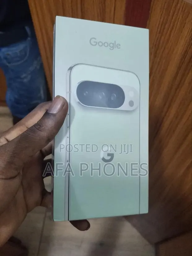 New Google Pixel 10 Pro 128 GB Green · Photo 1
