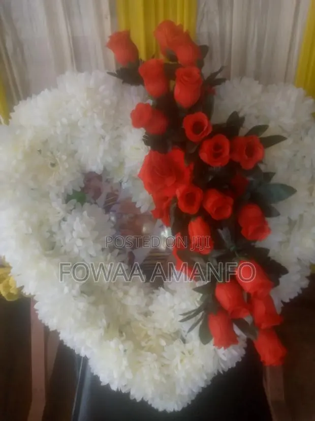Floral Wreaths · Photo 1