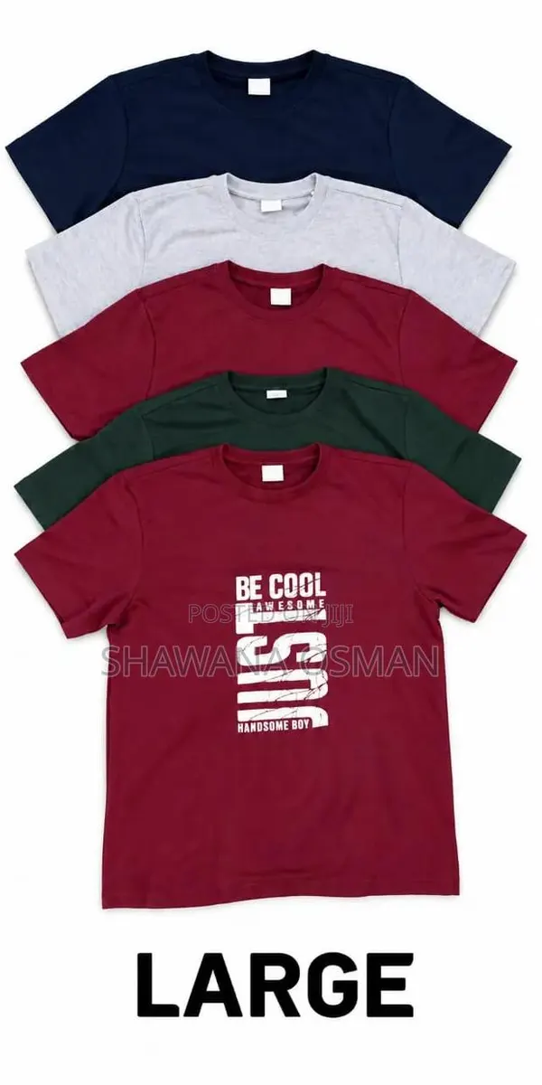 Unisex T Shirt · Photo 1