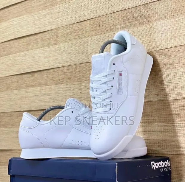 Reebok Classic Leather Sneakers · Photo 1