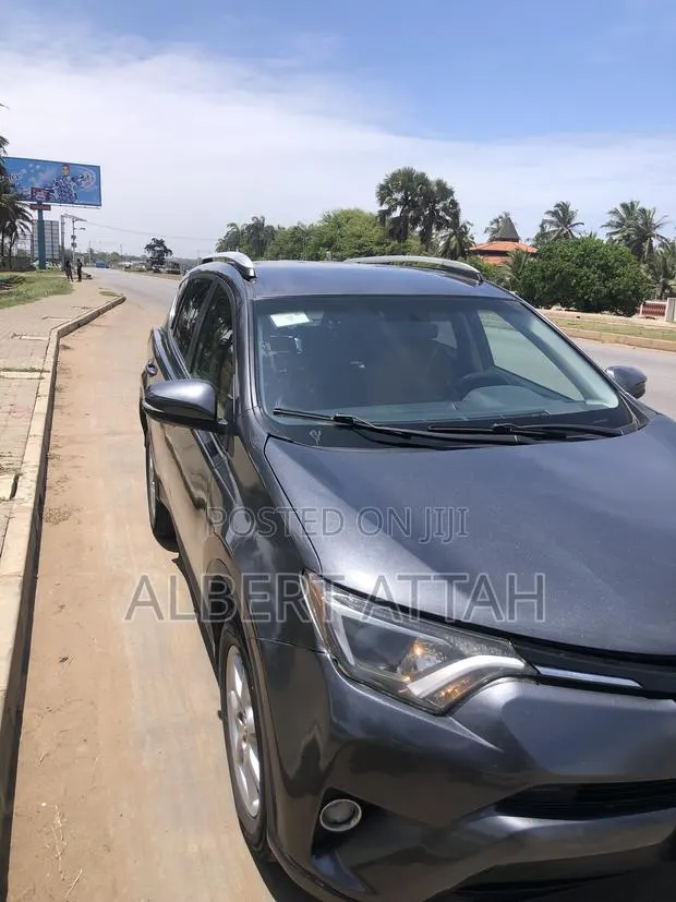 Toyota RAV4 LE 4dr SUV (2.5L 4cyl 6A) 2014 Gray · Photo 1
